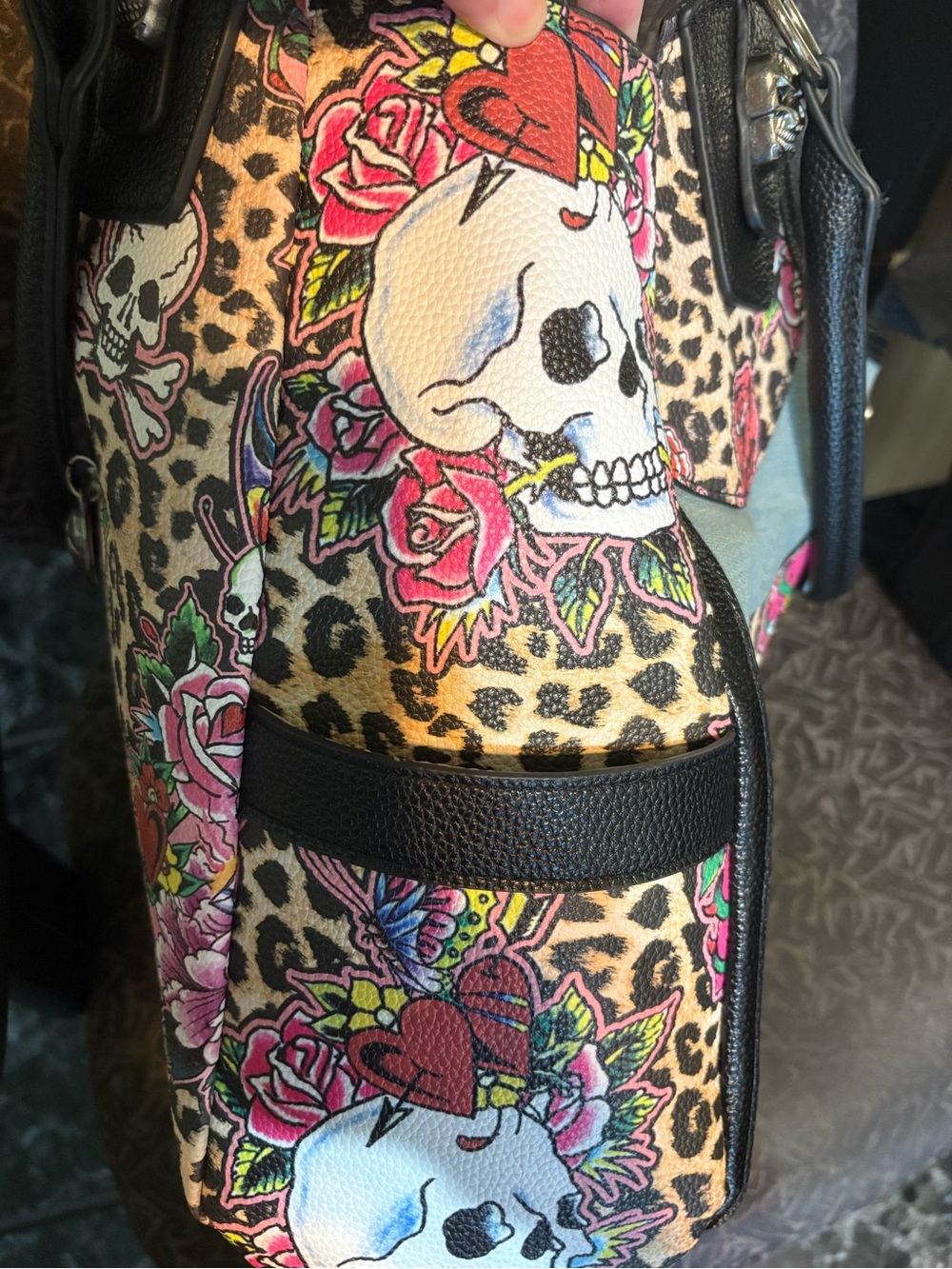 Ed Hardy NWOT “LOVE” Large Shoulder Bag Multicolor/Metal Skulls & Flowers. 17x12 - Picture 8 of 16